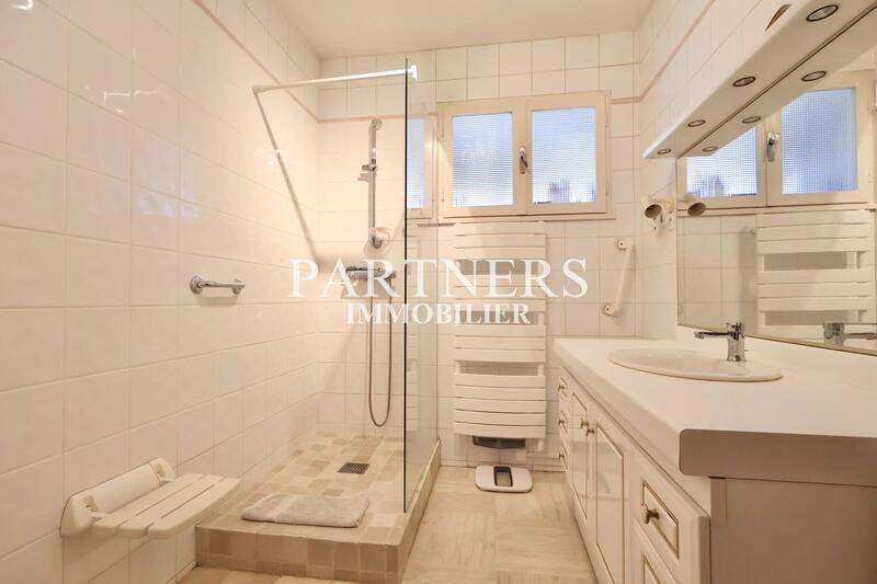 Appartement - 84 m² - 3 pièces