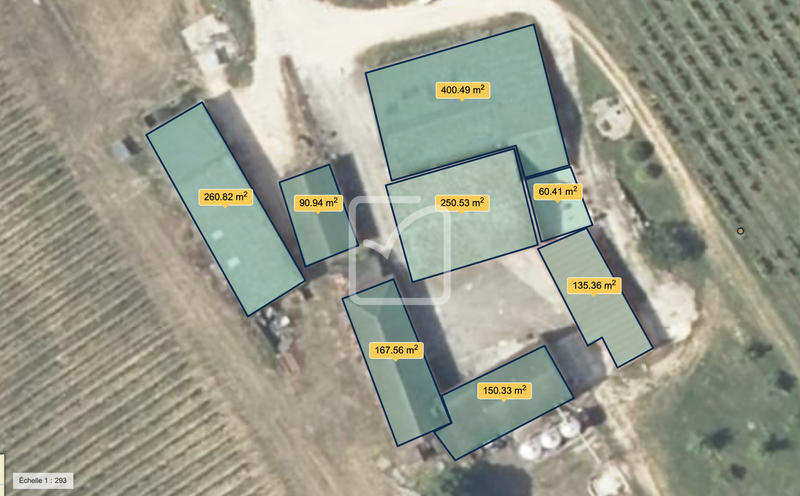 Maison - 250 m² - 17 pièces