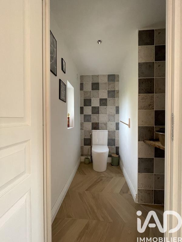 Maison - 210 m² - 5 pièces