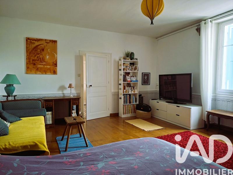 Maison - 181 m² - 5 pièces