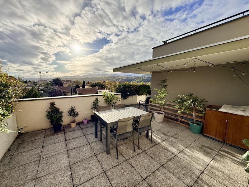 Appartement - 65 m² - 3 pièces