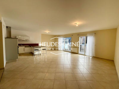 Appartement - 81 m² - 3 pièces