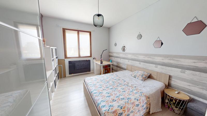 Maison - 204 m² - 8 pièces