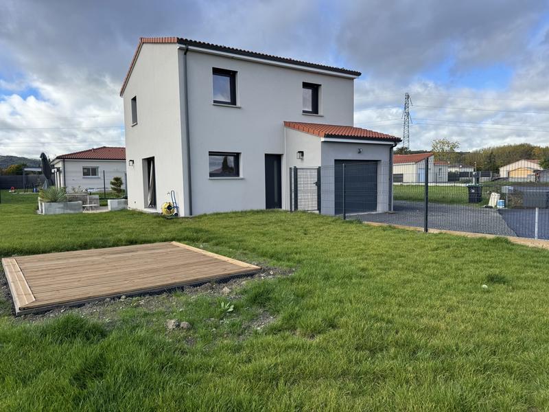 Villa - 91 m² - 5 pièces