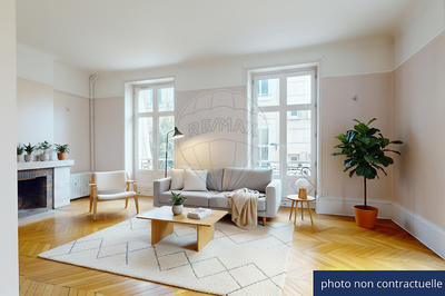 Maison bourgeoise - 180 m² - 7 pièces