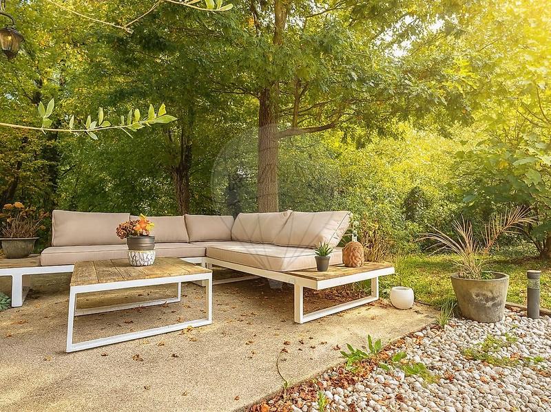 Propriété - 169 m² - 7 pièces