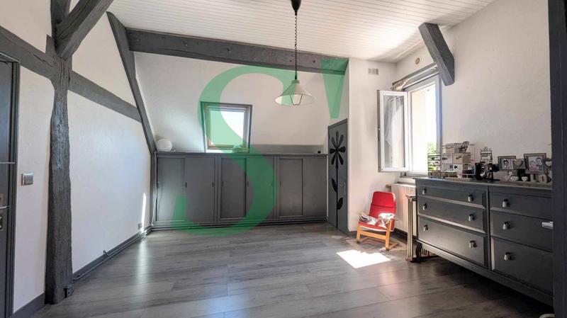 Maison - 141 m² - 8 pièces