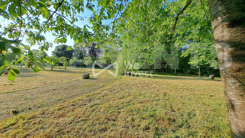 Maison - 234 m² - 8 pièces