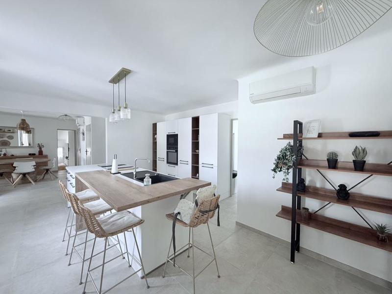 Maison - 150 m² - 7 pièces