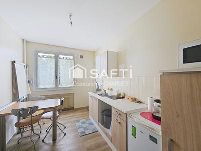 Appartement - 77 m² - 3 pièces