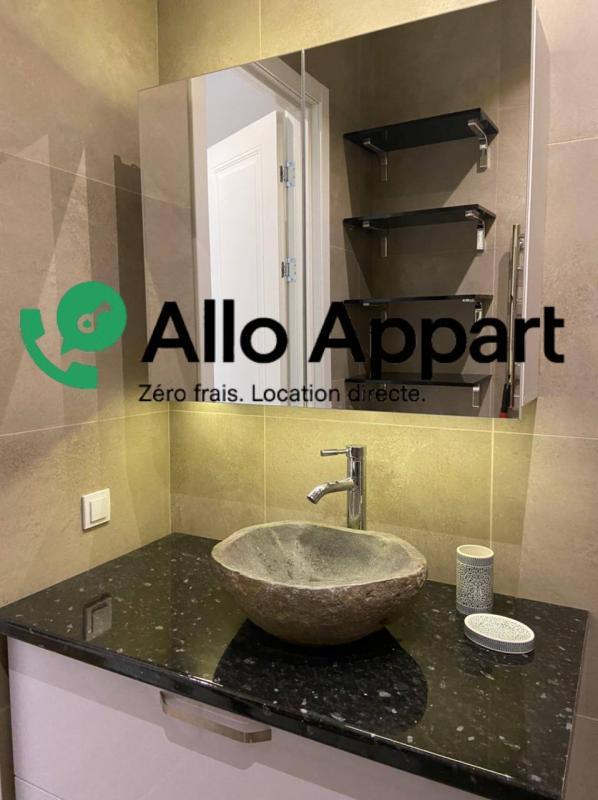 Studio - 30 m² - 1 pièce