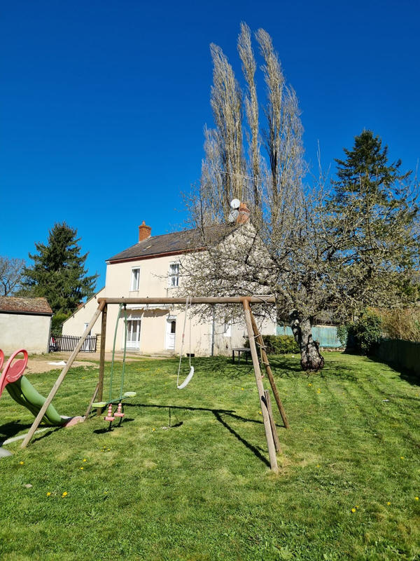 Maison - 85 m² - 4 pièces