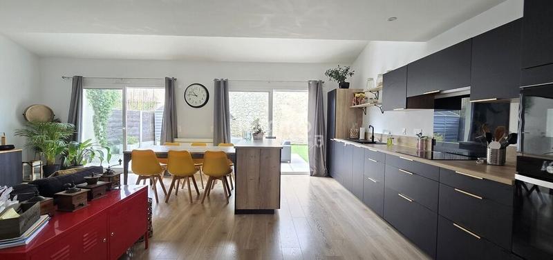 Maison de ville - 100 m² - 4 pièces