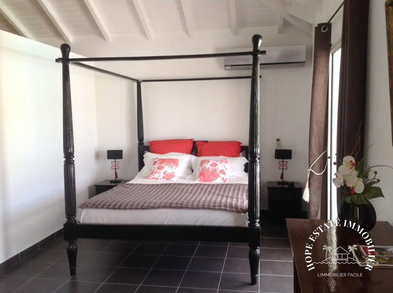 Villa - 465 m² - 10 pièces