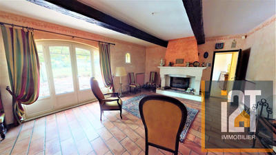 Mas - 220 m² - 7 pièces