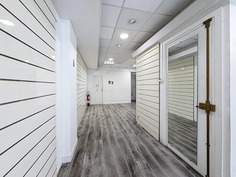 Bureau - 65 m² - 2 pièces