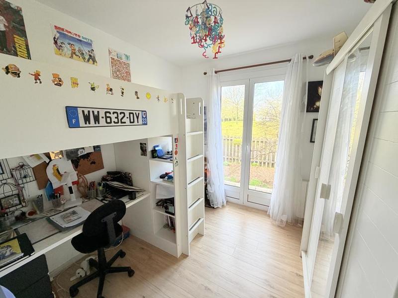 Maison - 137 m² - 6 pièces