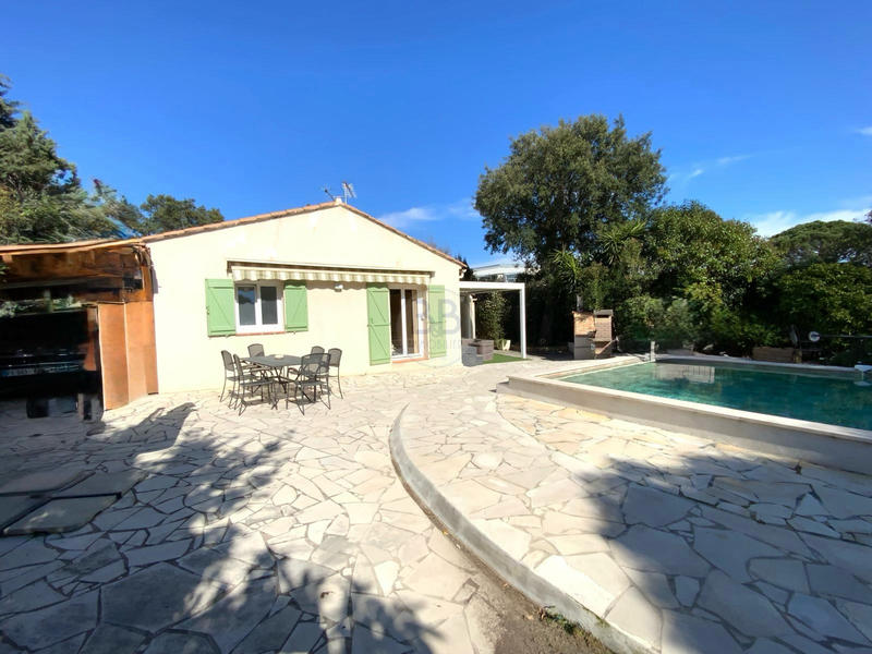 Villa - 187 m² - 5 pièces