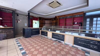 Local commercial - 133 m²