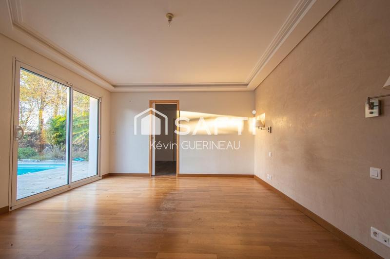 Villa - 186 m² - 6 pièces