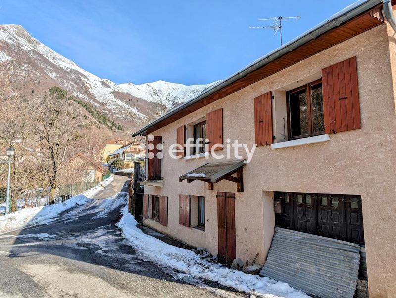 Maison - 70 m² - 5 pièces