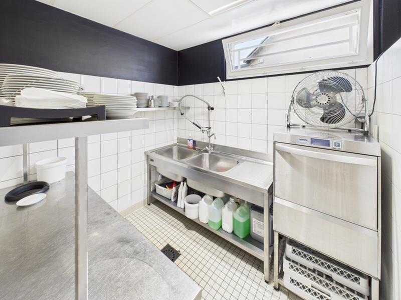 Fonds de commerce - Hôtellerie / Restauration - 180 m²