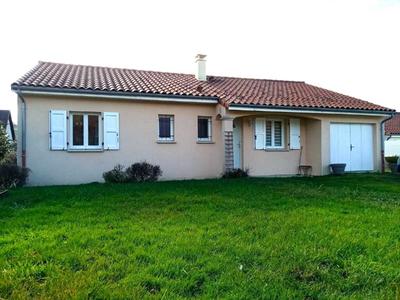 Maison - 95 m² - 4 pièces