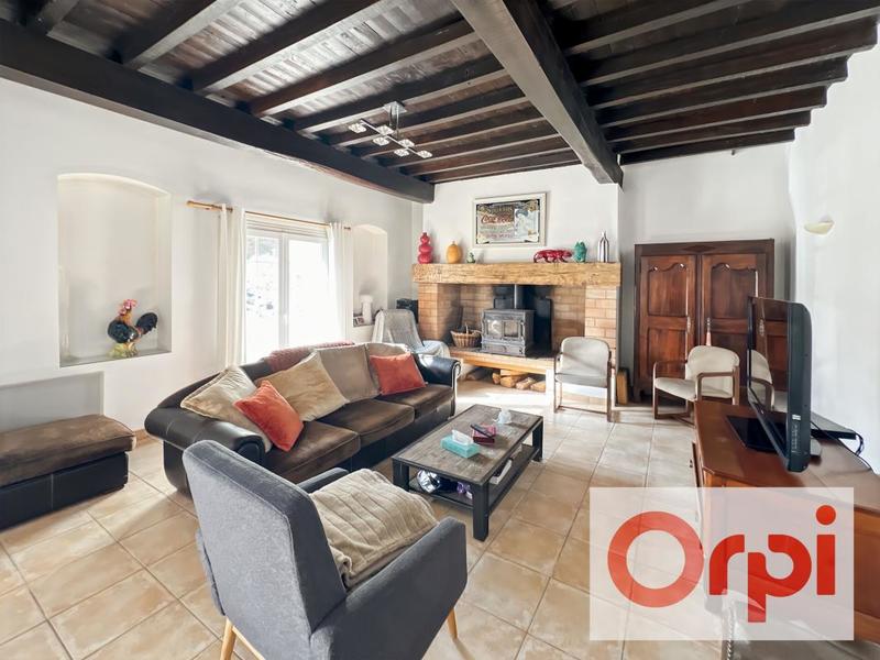 Maison - 300 m² - 9 pièces