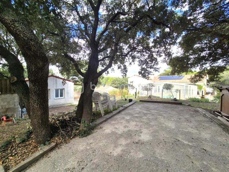 Maison traditionnelle - 190 m² - 9 pièces