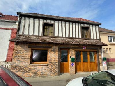 Maison - 165 m² - 9 pièces