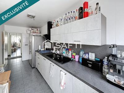 Appartement - 81 m² - 4 pièces