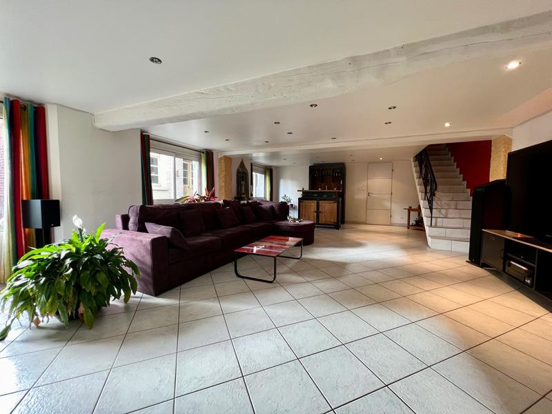 Maison - 192 m² - 5 pièces