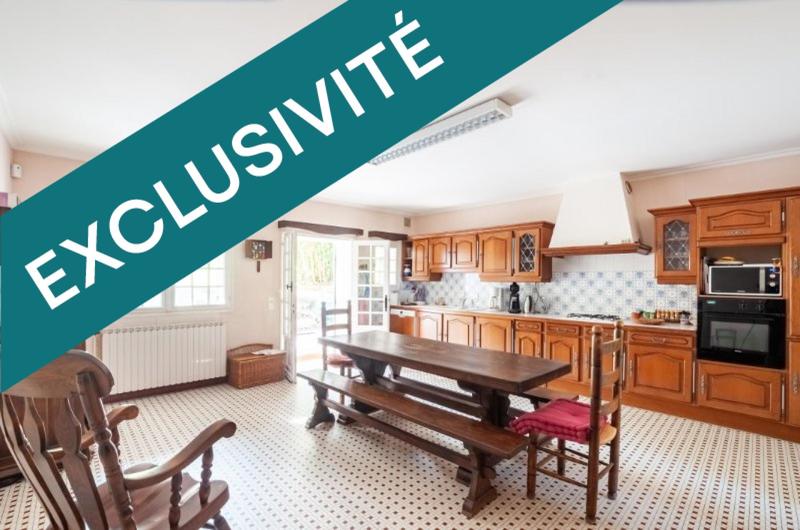 Maison - 283 m² - 9 pièces