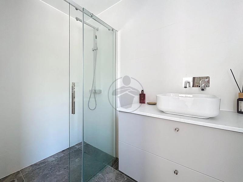 Maison - 183 m² - 6 pièces