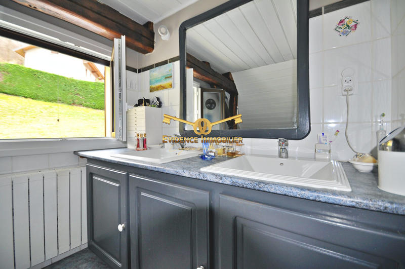 Maison - 143 m² - 7 pièces