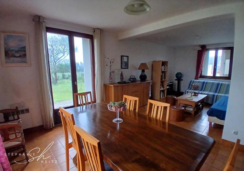 Maison - 100 m² - 5 pièces