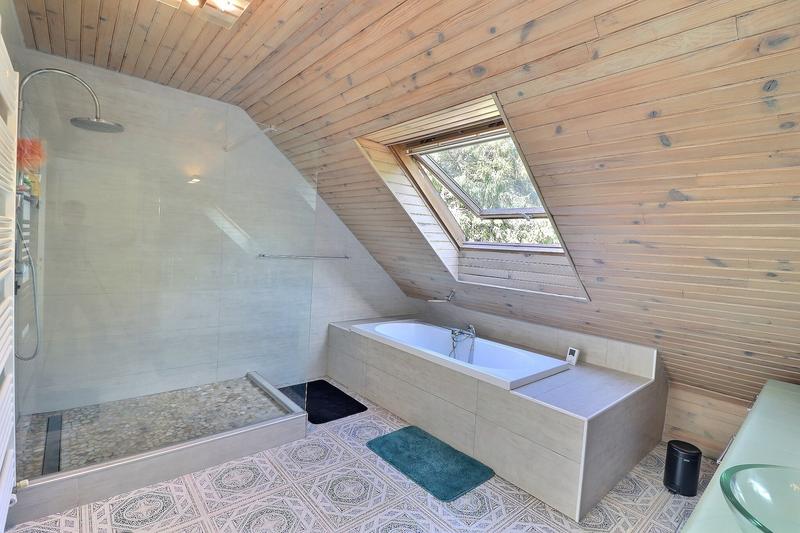 Maison - 295 m² - 12 pièces