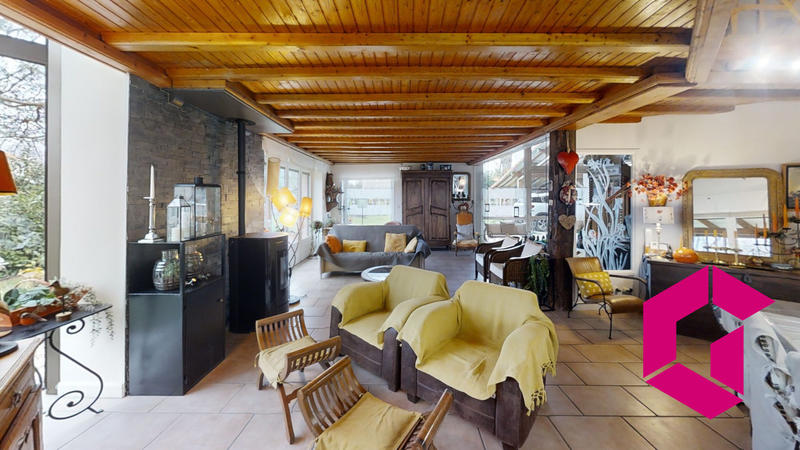 Maison ancienne - 248 m² - 7 pièces