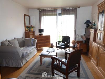 Maison de ville - 93 m² - 4 pièces