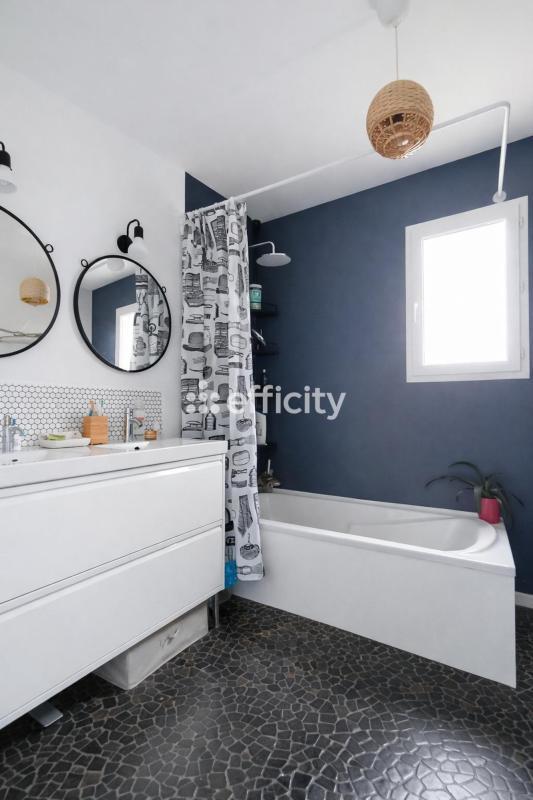 Pavillon - 108 m² - 6 pièces