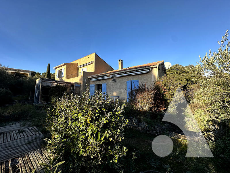 Maison - 158 m² - 5 pièces