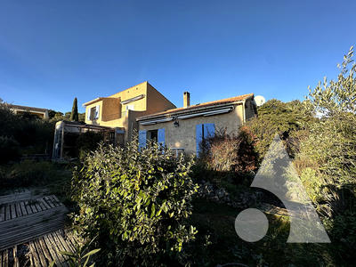 Maison - 158 m² - 5 pièces