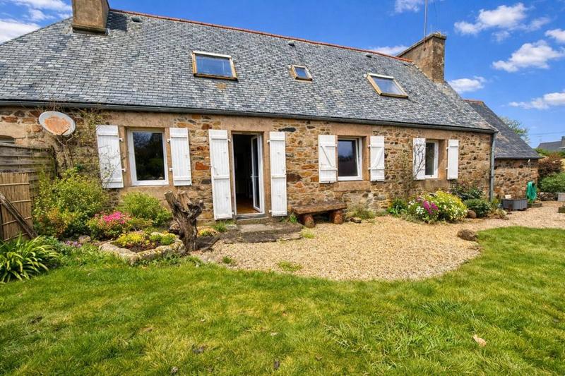 Maison en pierre - 148 m² - 12 pièces