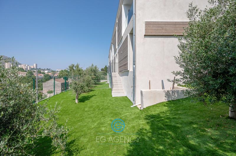 Appartement - 115 m² - 4 pièces