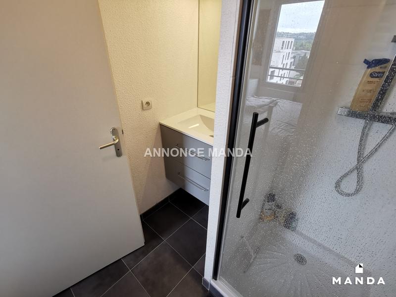 Chambre - 14 m² - 4 pièces