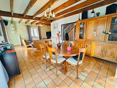 Maison - 146 m² - 5 pièces