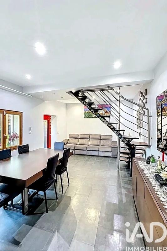 Maison de ville - 126 m² - 7 pièces