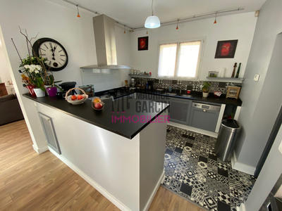 Bastide - 204 m² - 8 pièces