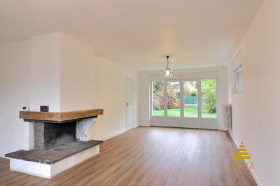 Maison - 137 m² - 6 pièces