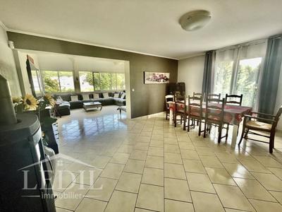 Maison - 150 m² - 7 pièces